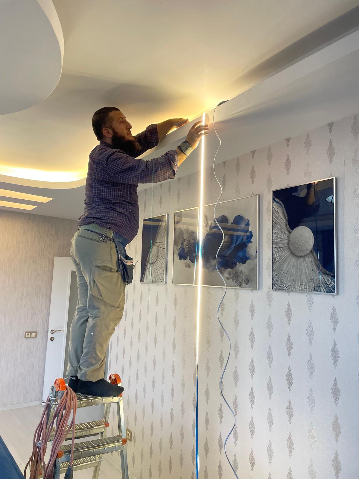 LED avize montajı